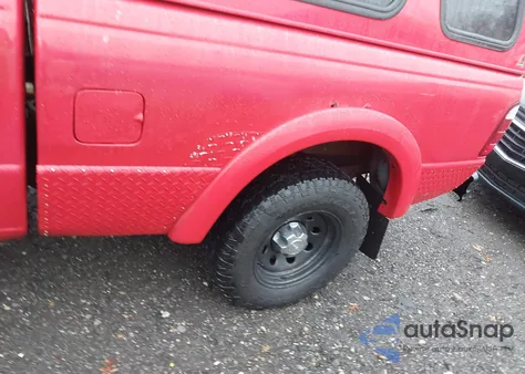 2002 Ford Ranger Edge/Tremor/Xl/Xlt from USA, damaged, VIN 1FTYR14U42PA39647